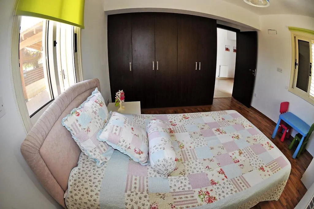 Ameli Beach House Villa Meneou 0*,